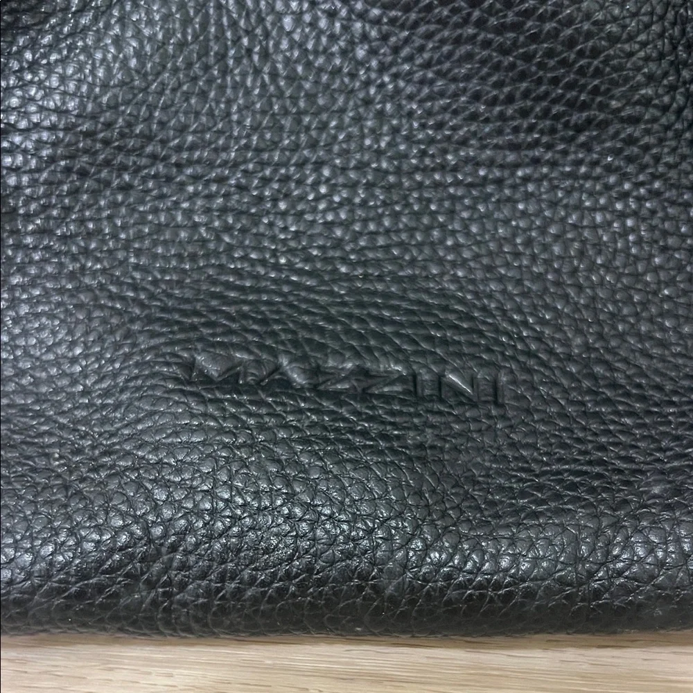 Mazzini Black Leather Handbag